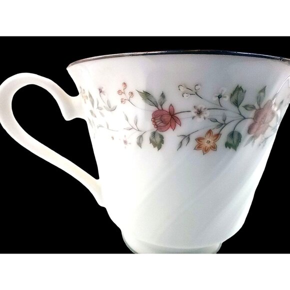 Teacup Sheffield Bouquet Fine China Footed Porcelain Japan 3.5 Inches Vintage - Picture 6 of 16